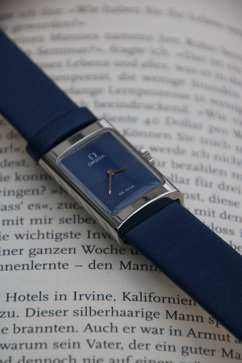 Omega De Ville Tank – Ref. 511.0458 – Blue Harlequin Dial – Revision 2025